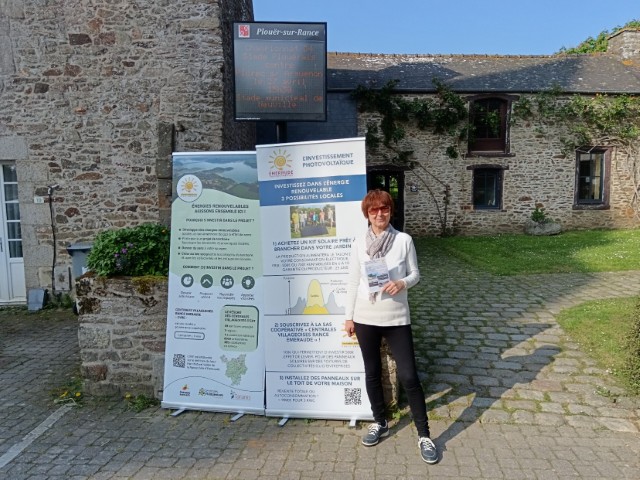 ce matin à la mairie de Ploüer-sur Rance